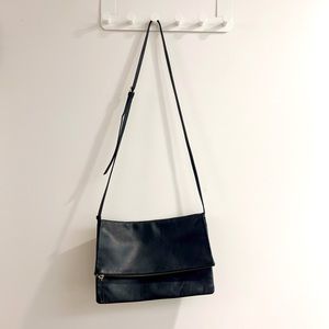 Everlane crossbody bag